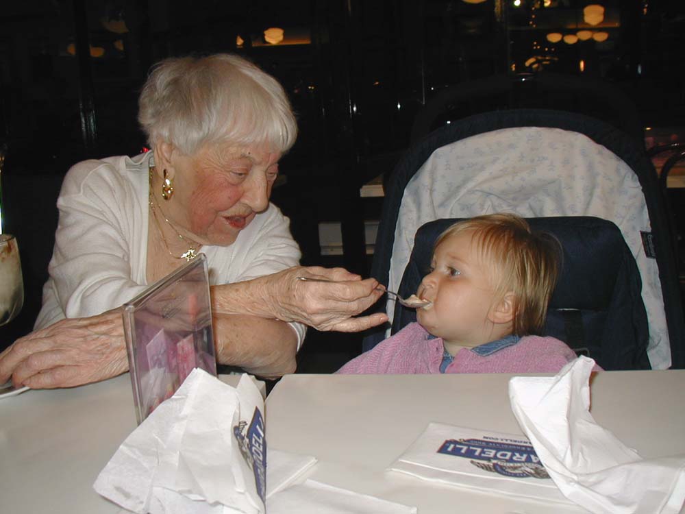 11_grandma_feeds_fiona